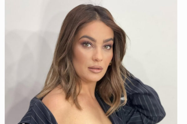 Nga rolet e humorit në politikë! Delinda Disha shpall kandidaturën për kryebashkiake